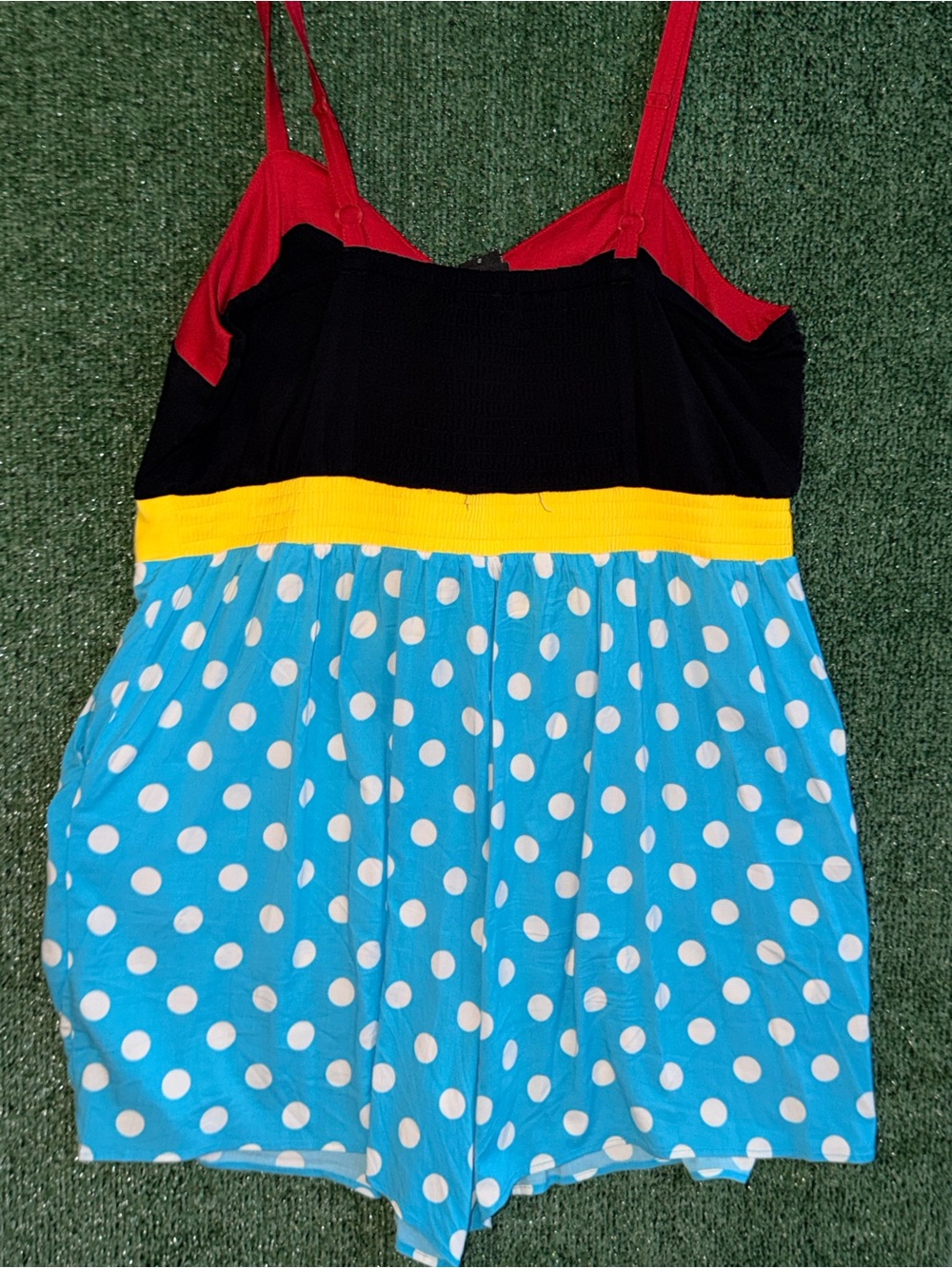 Torrid Colorblock Polka Dot Minnie Mouse Romper with Daisy Patch size 18/20 NWT - Picture 2 of 9